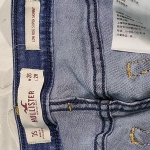 Hollister holy jeans
